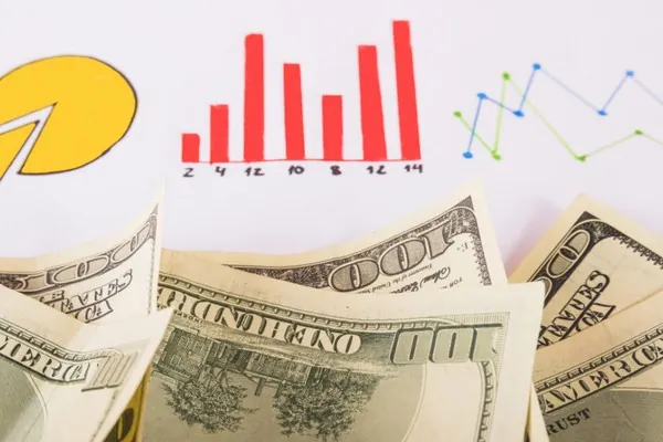 Hình ảnh minh họa công nghệ mã hóa dữ liệu với các biểu tượng khóa, khiên bảo vệ và đường truyền an toàn, thể hiện cam kết bảo mật của Betvisa.